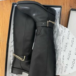 BNWT Leather Riding Boots